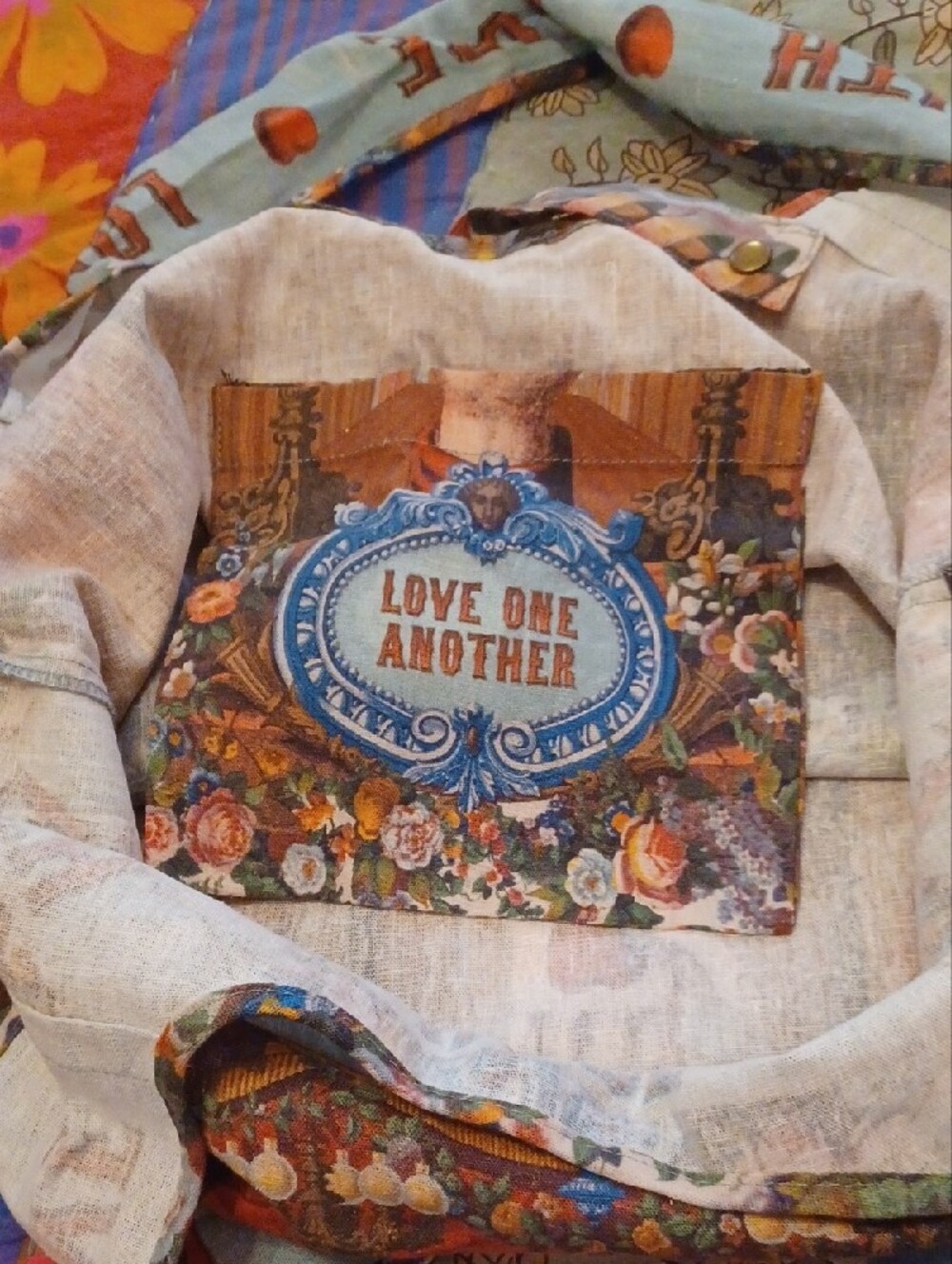 Floral Print Shoulder Bag - Brown & Blue - Picture 8 of 9
